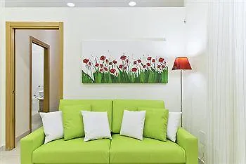 Apartment In Colors Florence