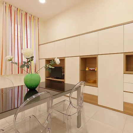Apartment In Colors *